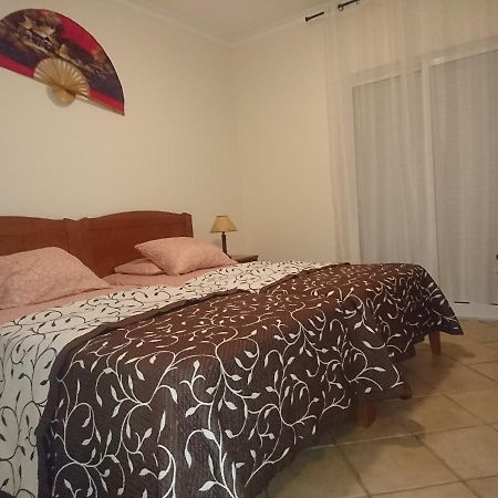 Cabanas De Tavira Gomeira, Bottom Floor 2 Bedroom Apartment Close To The Ocean Bagian luar foto