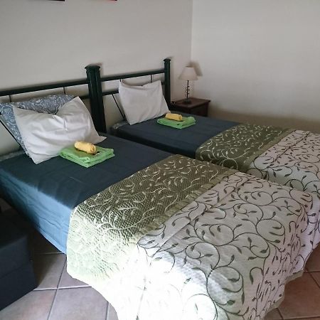 Cabanas De Tavira Gomeira, Bottom Floor 2 Bedroom Apartment Close To The Ocean Bagian luar foto