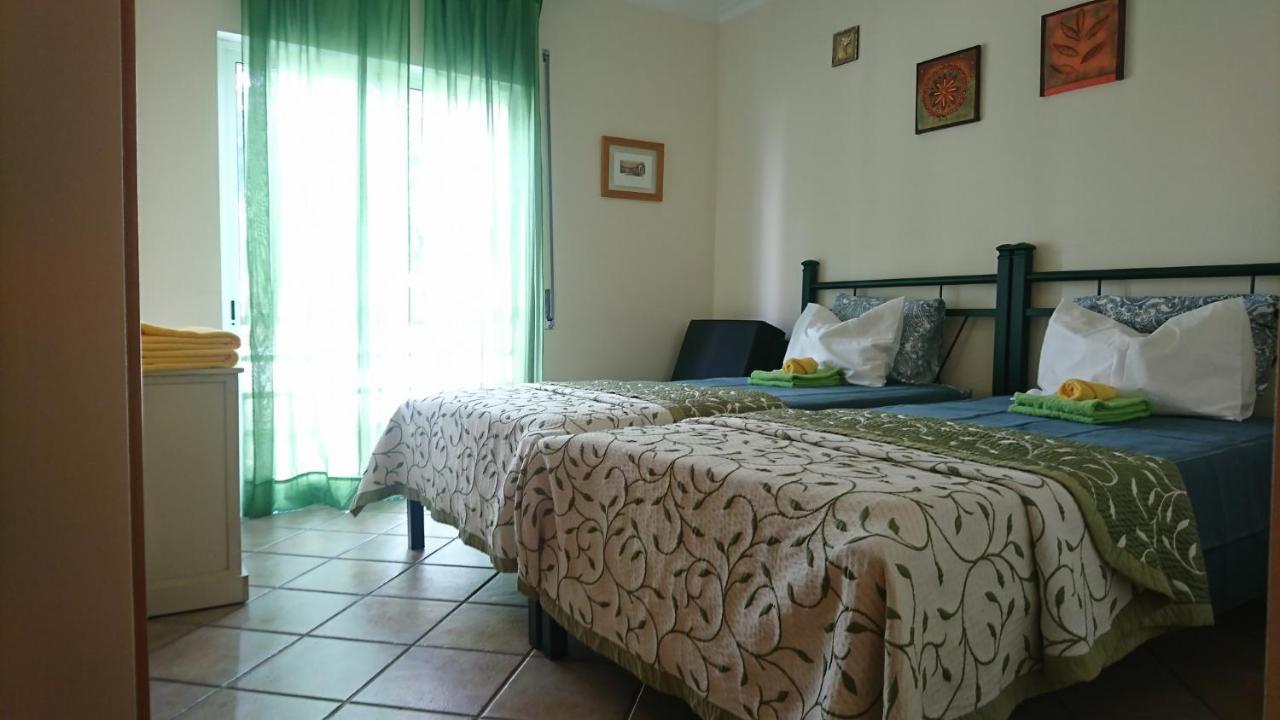 Cabanas De Tavira Gomeira, Bottom Floor 2 Bedroom Apartment Close To The Ocean Bagian luar foto
